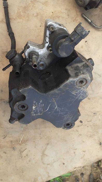 Pompa injectie Hyundai Santa Fe 2.2 cod 0445010121