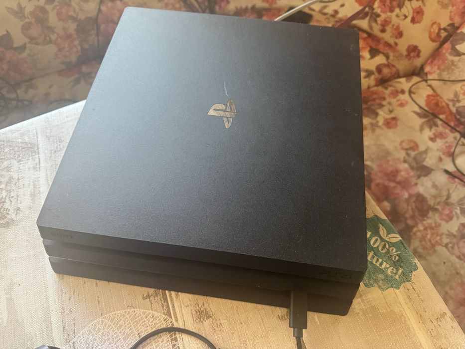 PS4 Pro  1TB Playstation 4 Pro