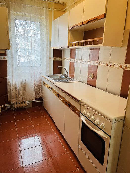 Apartament cu 3 camere etajul 1 Gherla