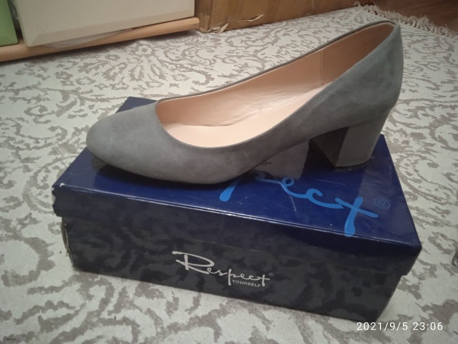 Женские туфли 40р