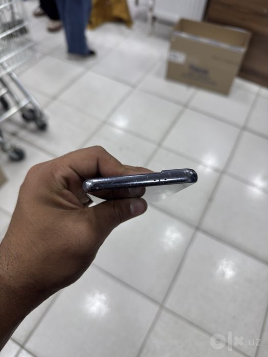 Samsung S21 8/256