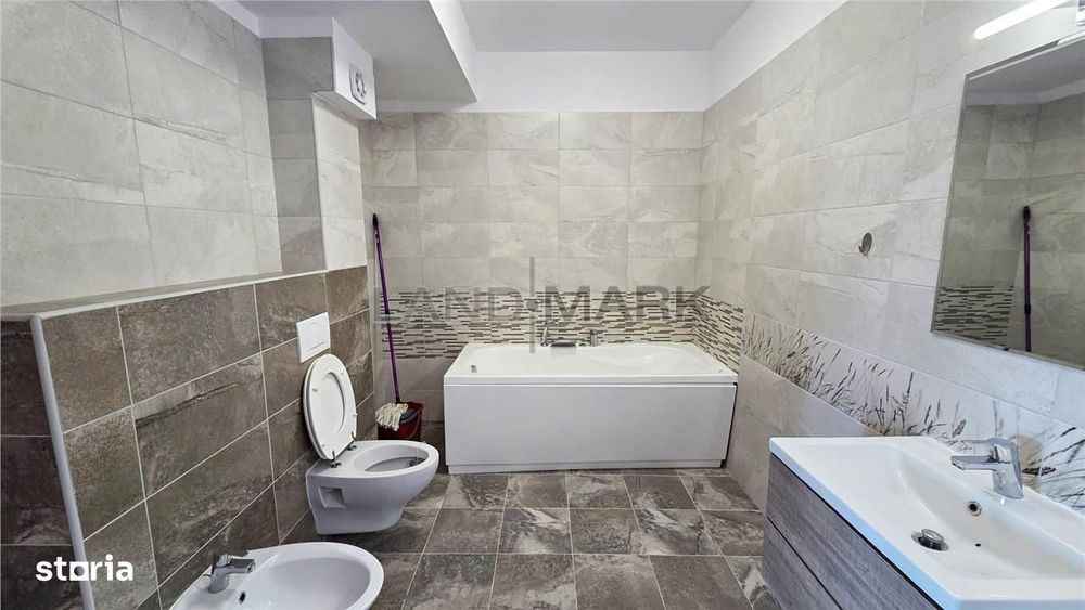 COMISION 0% DE INCHIRIAT Apartament 3 camere, 2 bai, str Barcelona
