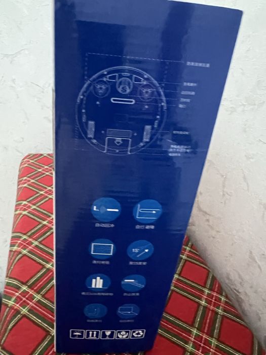 Робот пылесос новый