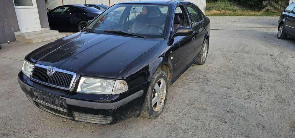 Piese skoda octavia  1 motor 1.6 BFQ