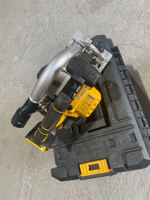 инструменти dewalt dcs 565