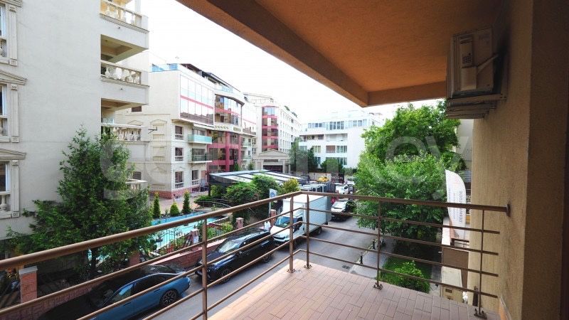 Herastrau parc 2 camere 87 mp si si loc de parcare paza  24/24h