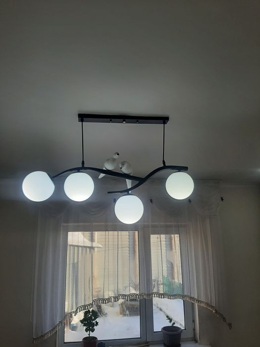 Продам    люстра