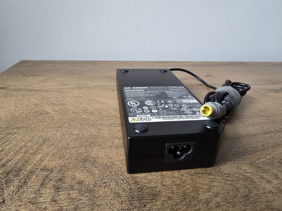 Alimentator Lenovo 20V  8,5A 170W