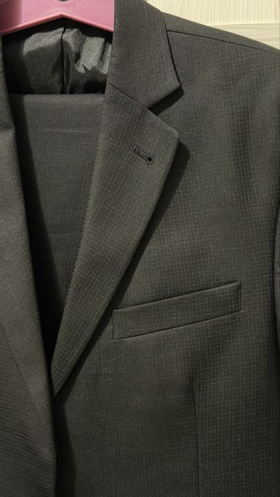 Отдам костюм двойку