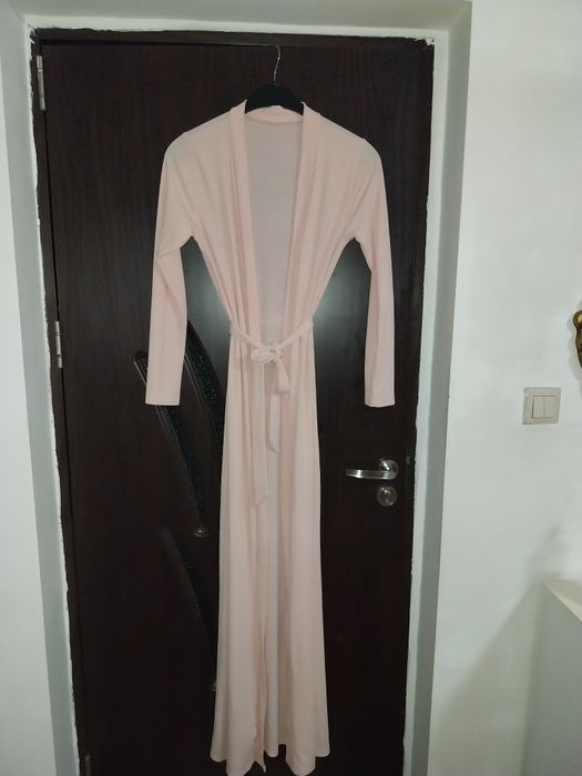 Vând capod damă lung