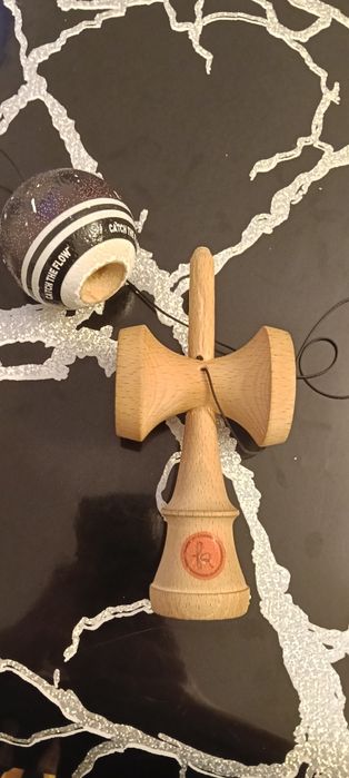 Kendamă de vânzare