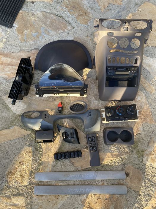 Мерцедес а класа на части / Mercedes a class 160