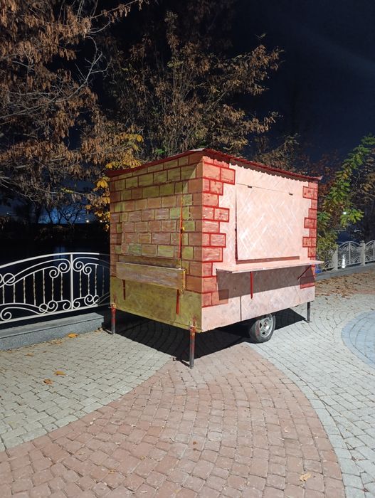 Фуд трак. . Бутка.. кафе на колесах.. Автолавка.