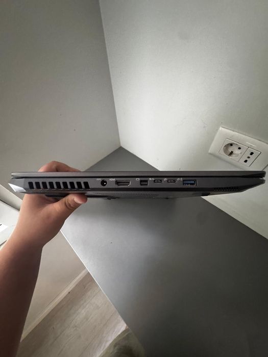 Vând laptop gaming