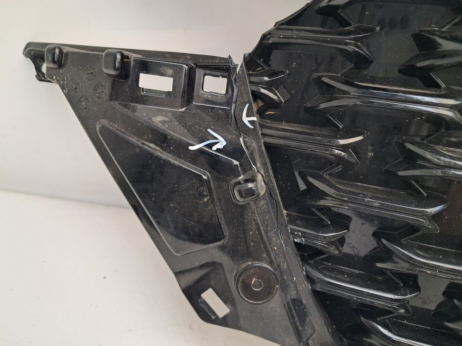 Грил решетка Мазда цх 5 Mazda CX5 2022/24г