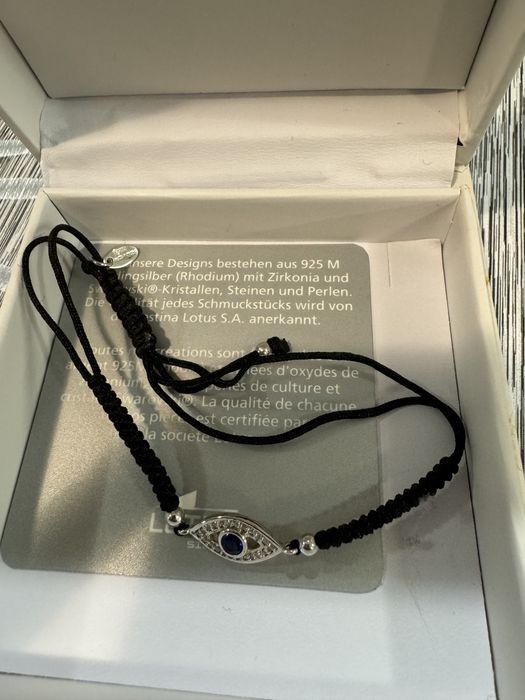 Гривна със сребърно синьо око