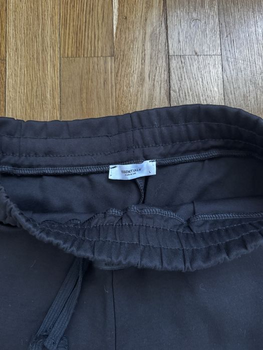 Compleu Essentials