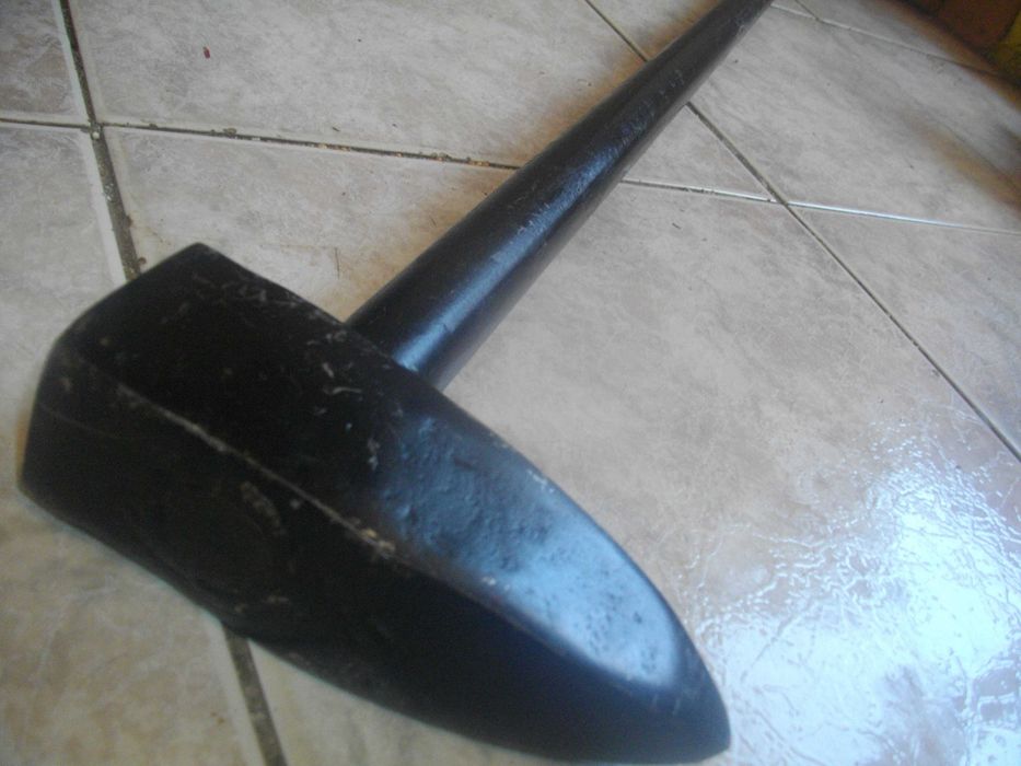 Гилотина Рязане Ламарина Плашка Винторезка Тръби Чук Менгеме Шарнирно