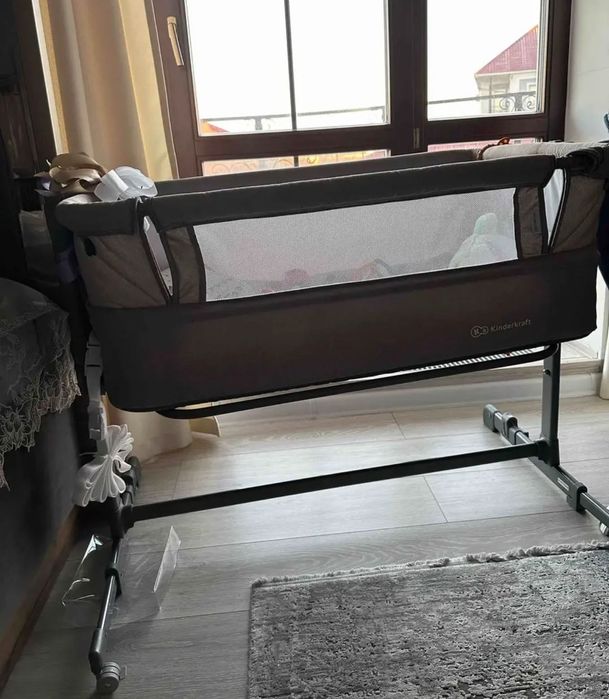 Продам детскую кроватку(манеж)