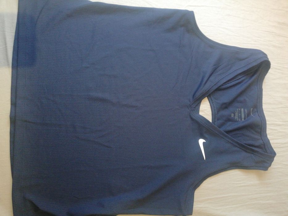 ДАМСКИ Спортен потник Nike