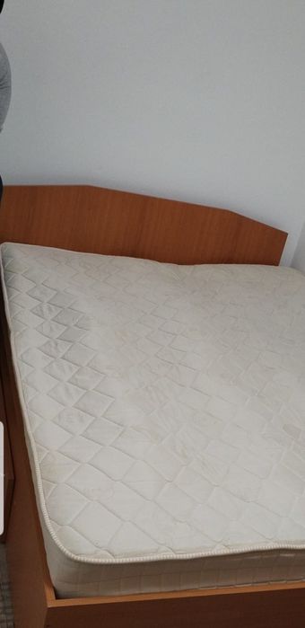 Vand saltea și tv.defect