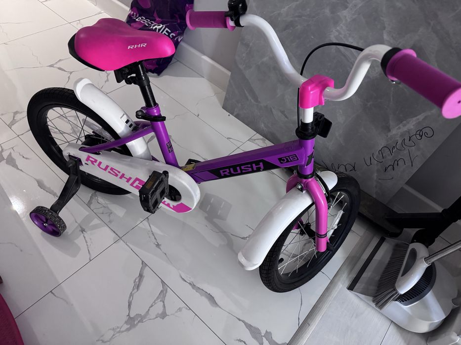 Велосипед детский (доя девочек)