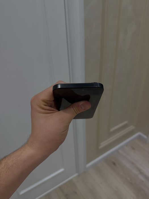 Iphone 16 pro max 256gb yomkost 93%