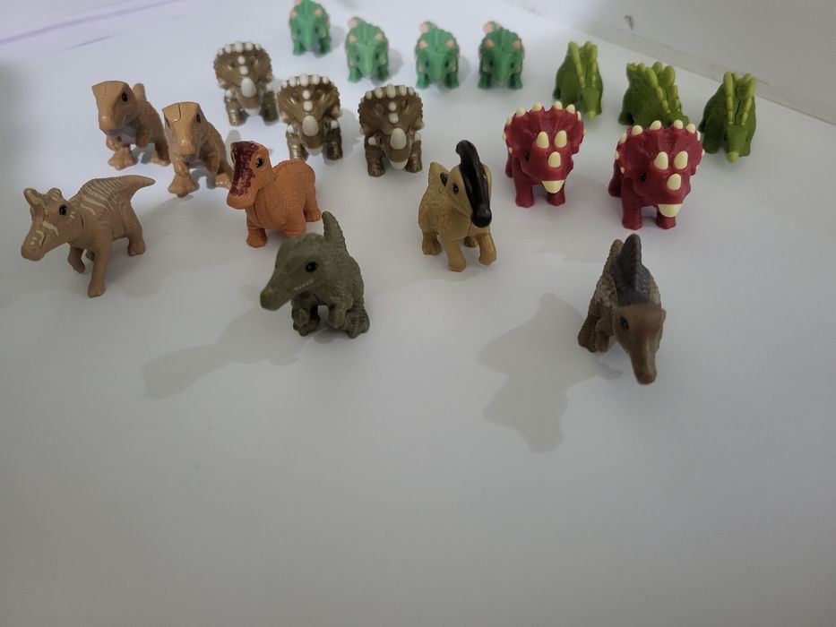 Киндер динозавры