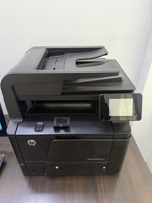 Принтер HP 400 и компьютер хорошем состояние