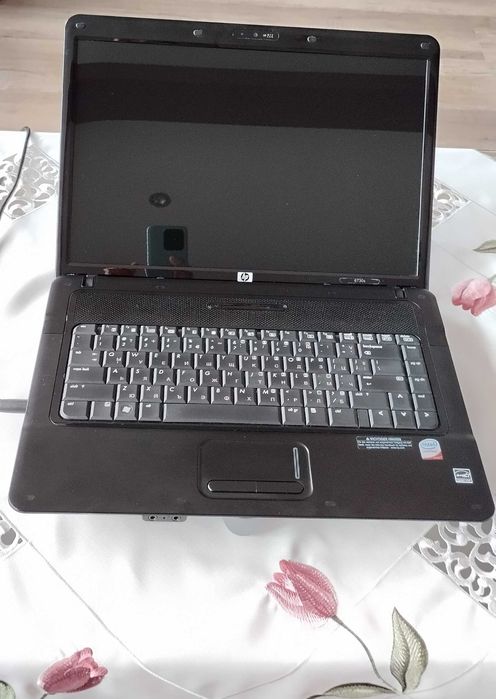 лаптоп HP 6730s- преинсталиран- Ram 4GB