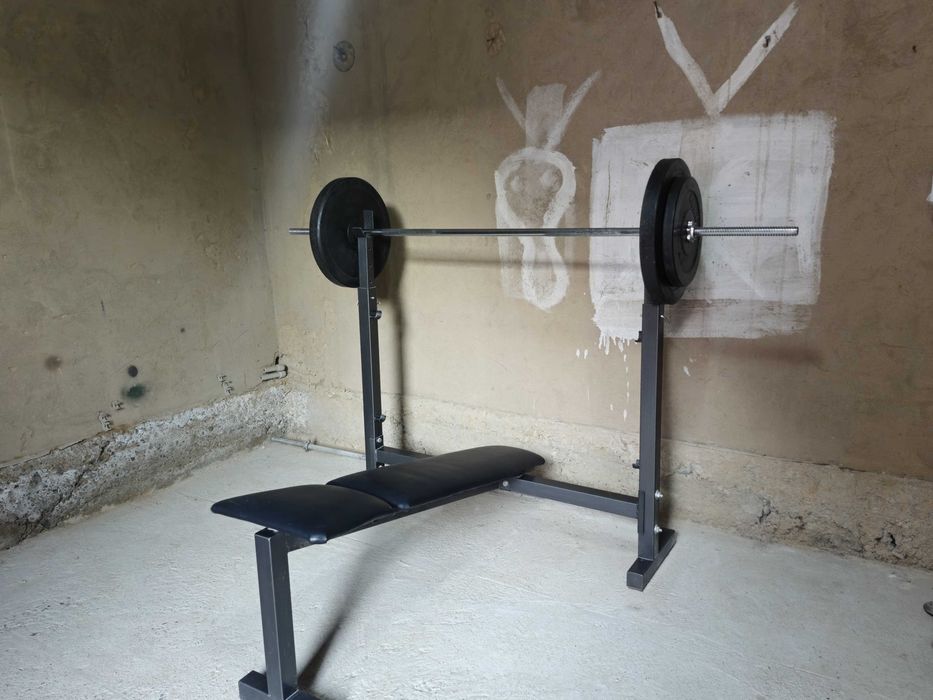 Скамья для жима + штанга