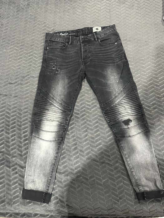 Черни дънки като нови са