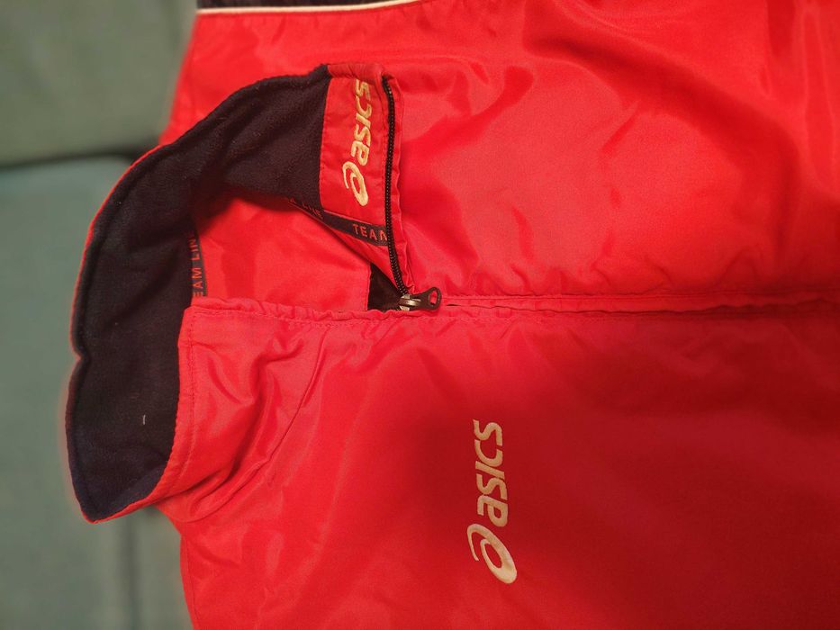 Asics Шуба Яке Червено XL размер