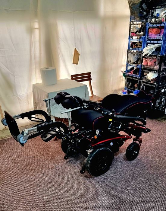 Carut cu verticalizare electrictica Nouu  dizabilități / handicap