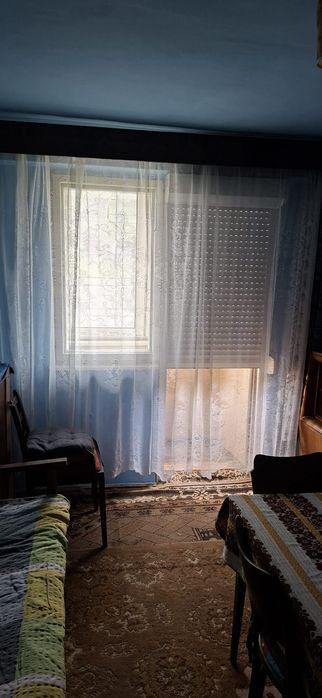 Proprietar vind apartament 2 camere,decomandat