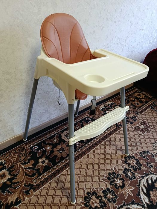 Стульчик для кормления продается