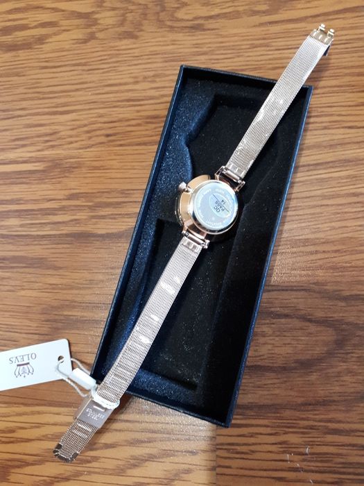 Женские часы Olevs