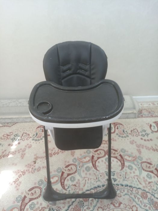 Детский кормящей стол