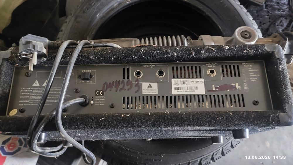 Phonic powerpod 408