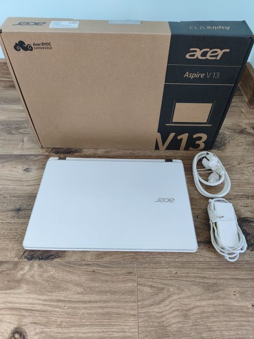 Acer Aspire V3-372