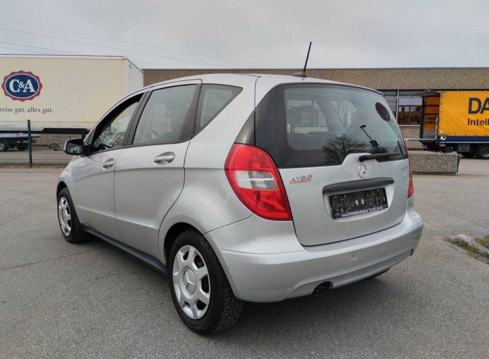 Mercedes-Benz A180 на части