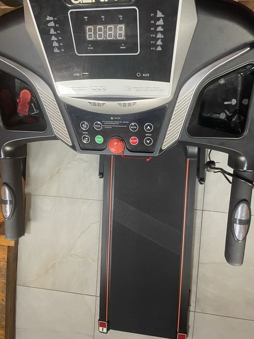 Беговая дорожка Genau