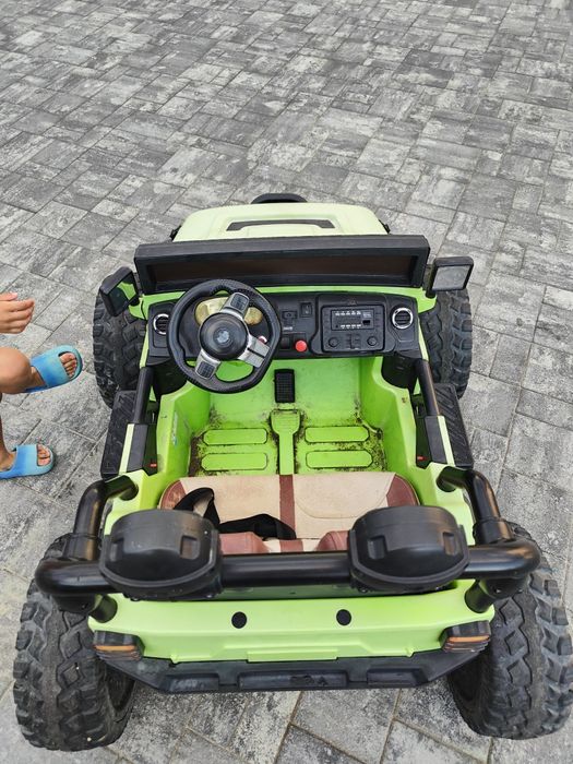 Mașinuță electrica pentru copii ( doua locuri )