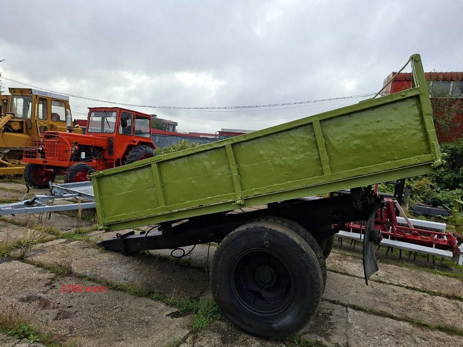 Transportror cu o axa de 3 tone