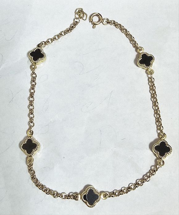 Златни дамски   с гривни 14к нови