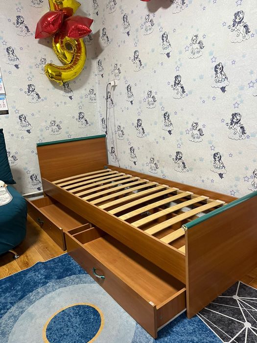 Продам кровать 35 тыс.