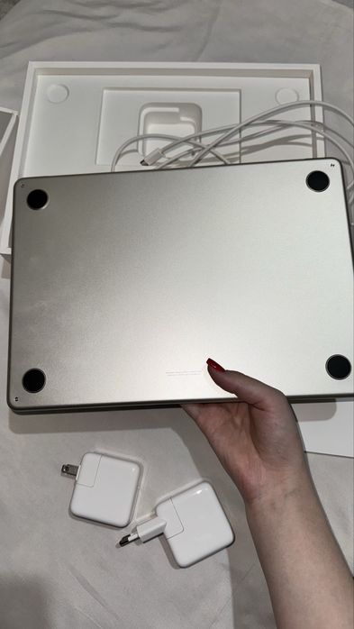 Продаю Macbook Air M2 г.Актау