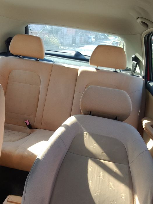 Vand mașina skoda