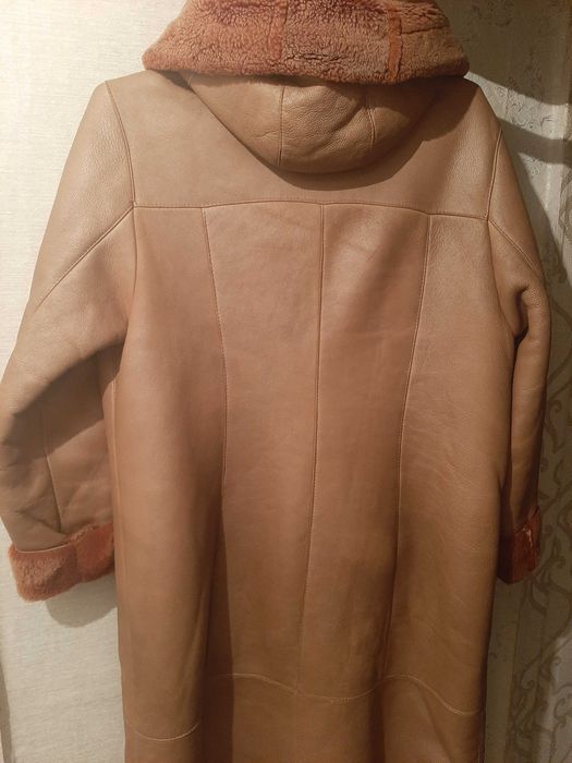 Продаю     дублёнку