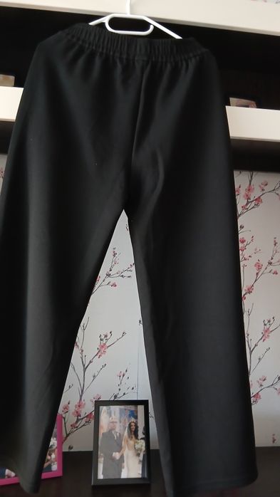 Pantaloni din material de calitate ptr dame